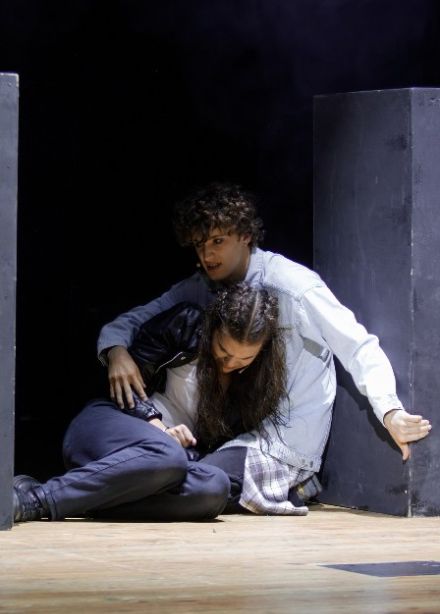 Антигона. Спектакль